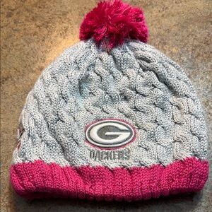 Women's Gray and Pink Knit Beanie with Pom Pom Green Bay Packers